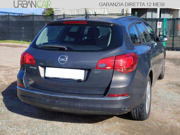 Opel Astra Sports Tourer SW